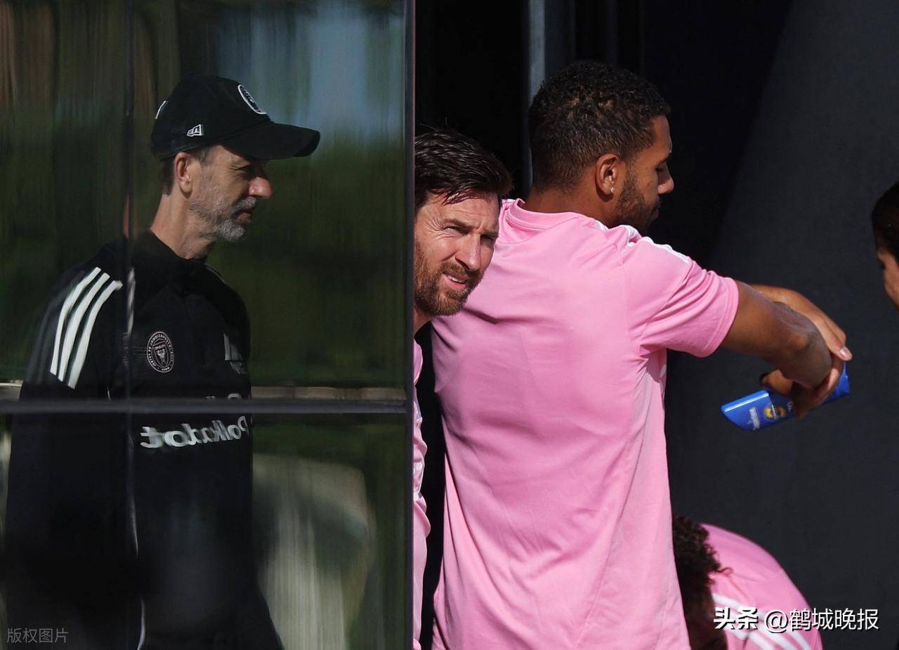 Kaiyun-关于梅西在切尔西比赛中出色发挥，大比分获胜引发热议！观众掌声雷动的信息