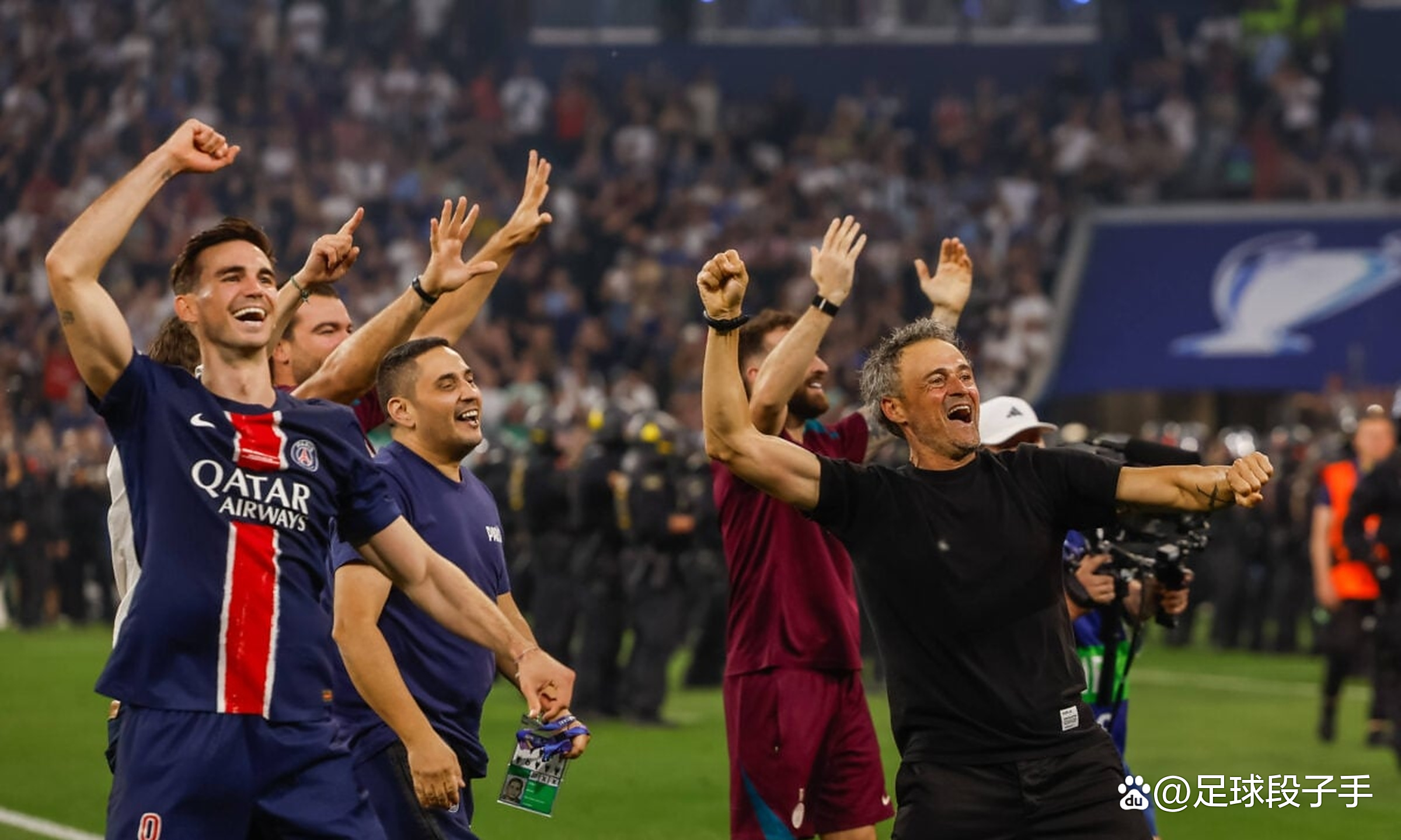 Kaiyun-巴黎圣日耳曼训练开放日，赛后绝杀压哨引观众欢呼，法联杯在即，数据层面出现新趋势的简单介绍