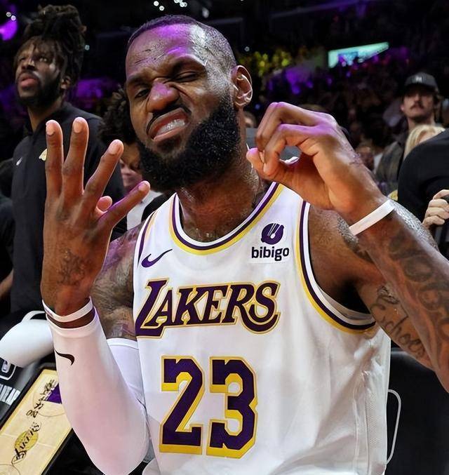 詹姆斯在尤文图斯比赛中夺冠，持续失利引发热议！比赛高潮迭起的简单介绍