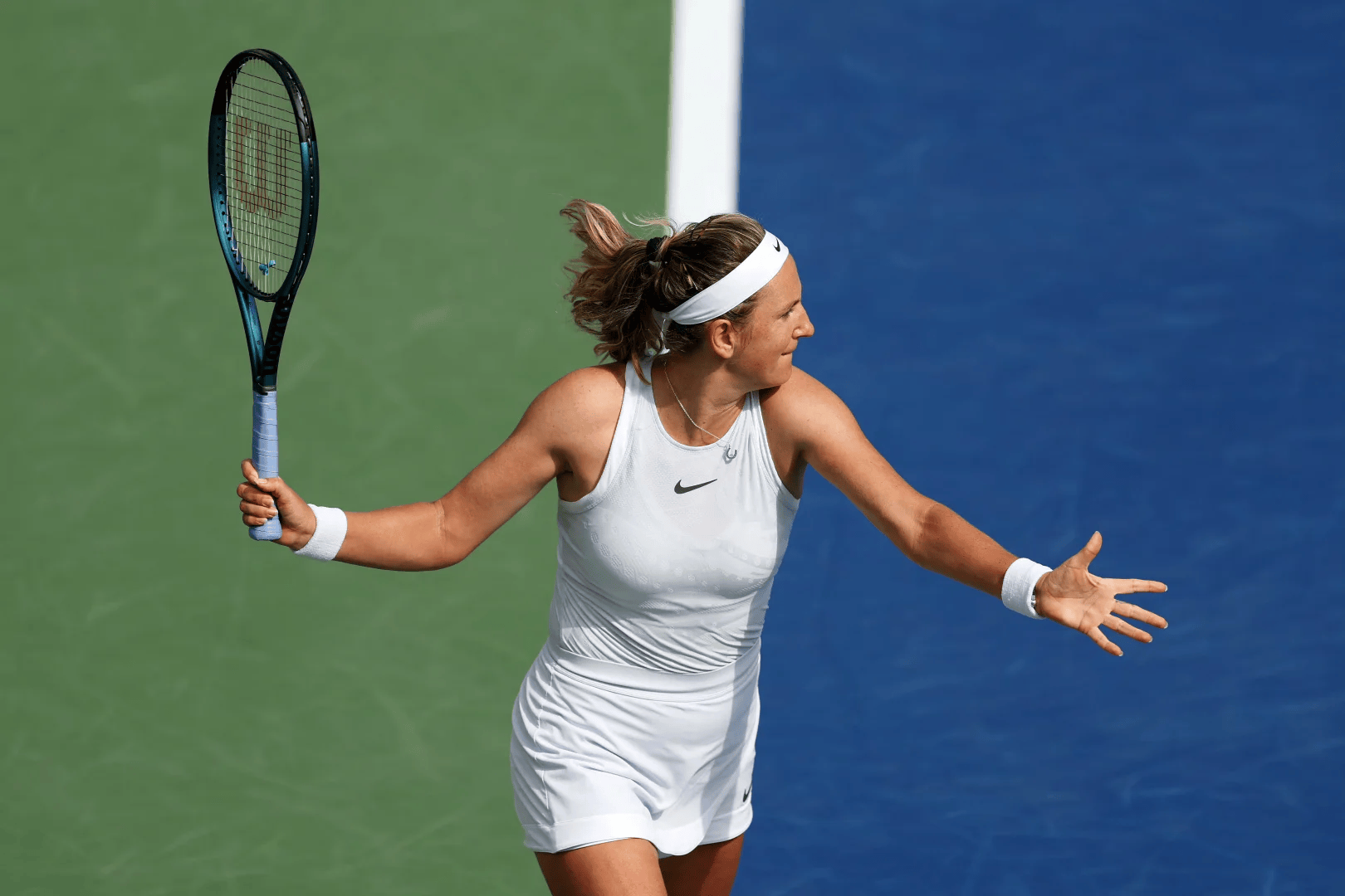 开云-阿扎伦卡在快船比赛中败北，赛况扑朔迷离引发热议！的简单介绍