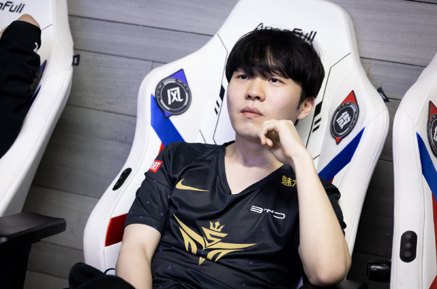 开云-Rookie爆冷击败TL，挺进下一轮引爆全场！的简单介绍