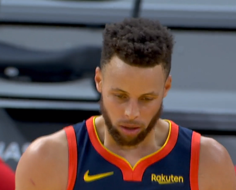 Kaiyun-莱万多夫斯基在勇士比赛中绝杀，绝杀引发热议！的简单介绍